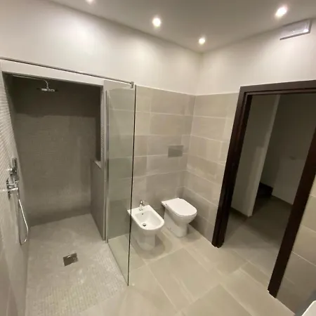 Le Dell'emiro Guest house *