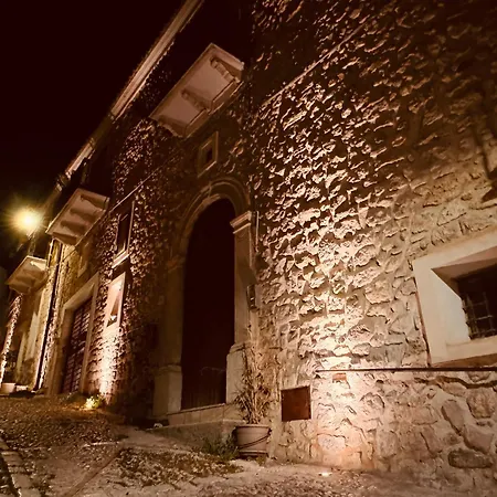 Le Dell'emiro Castronuovo di Sicilia